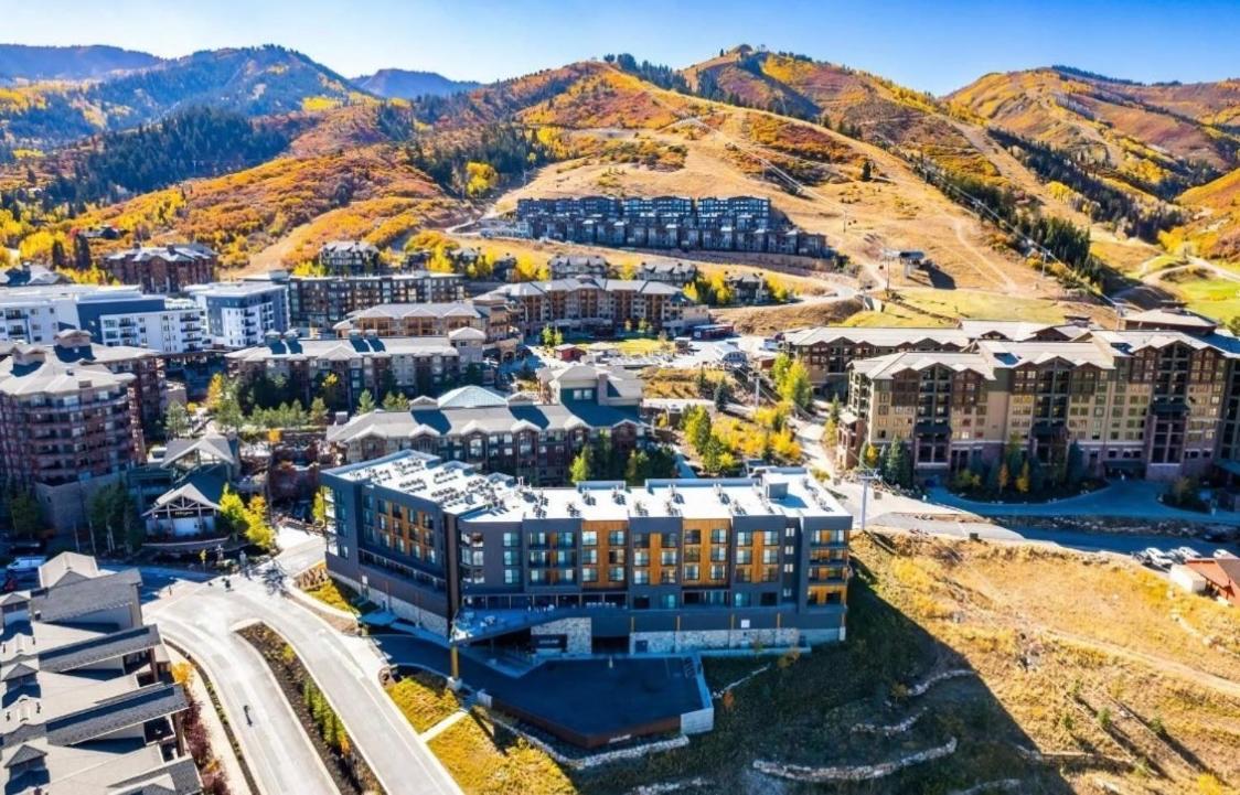 Slope Side Studio In The Heart Of Canyons Village With Heated Pool & Hot Tub! Park City Extérieur photo