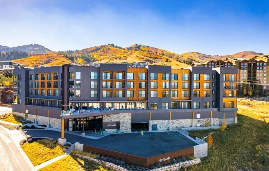 Slope Side Studio In The Heart Of Canyons Village With Heated Pool & Hot Tub! Park City Extérieur photo
