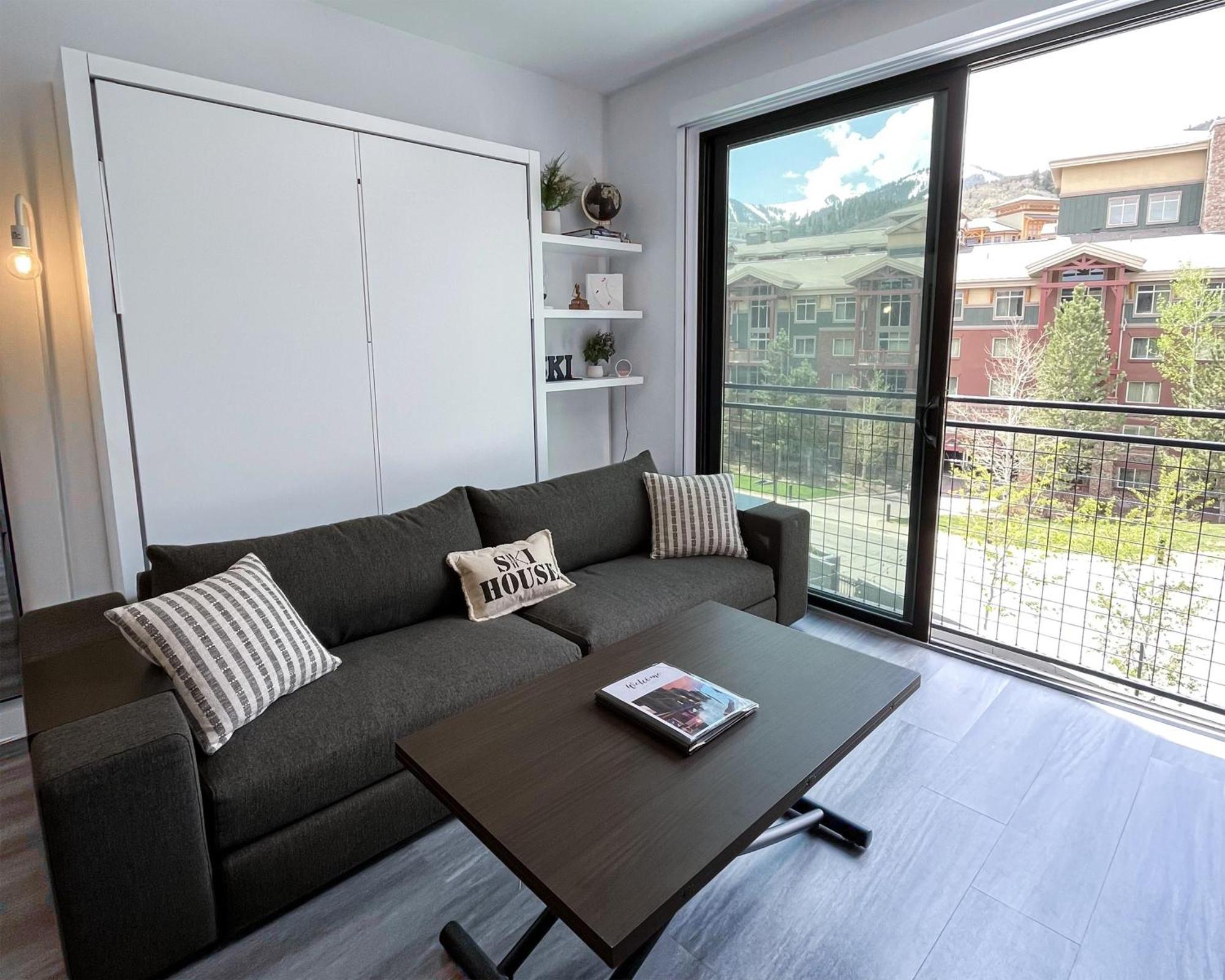 Slope Side Studio In The Heart Of Canyons Village With Heated Pool & Hot Tub! Park City Extérieur photo